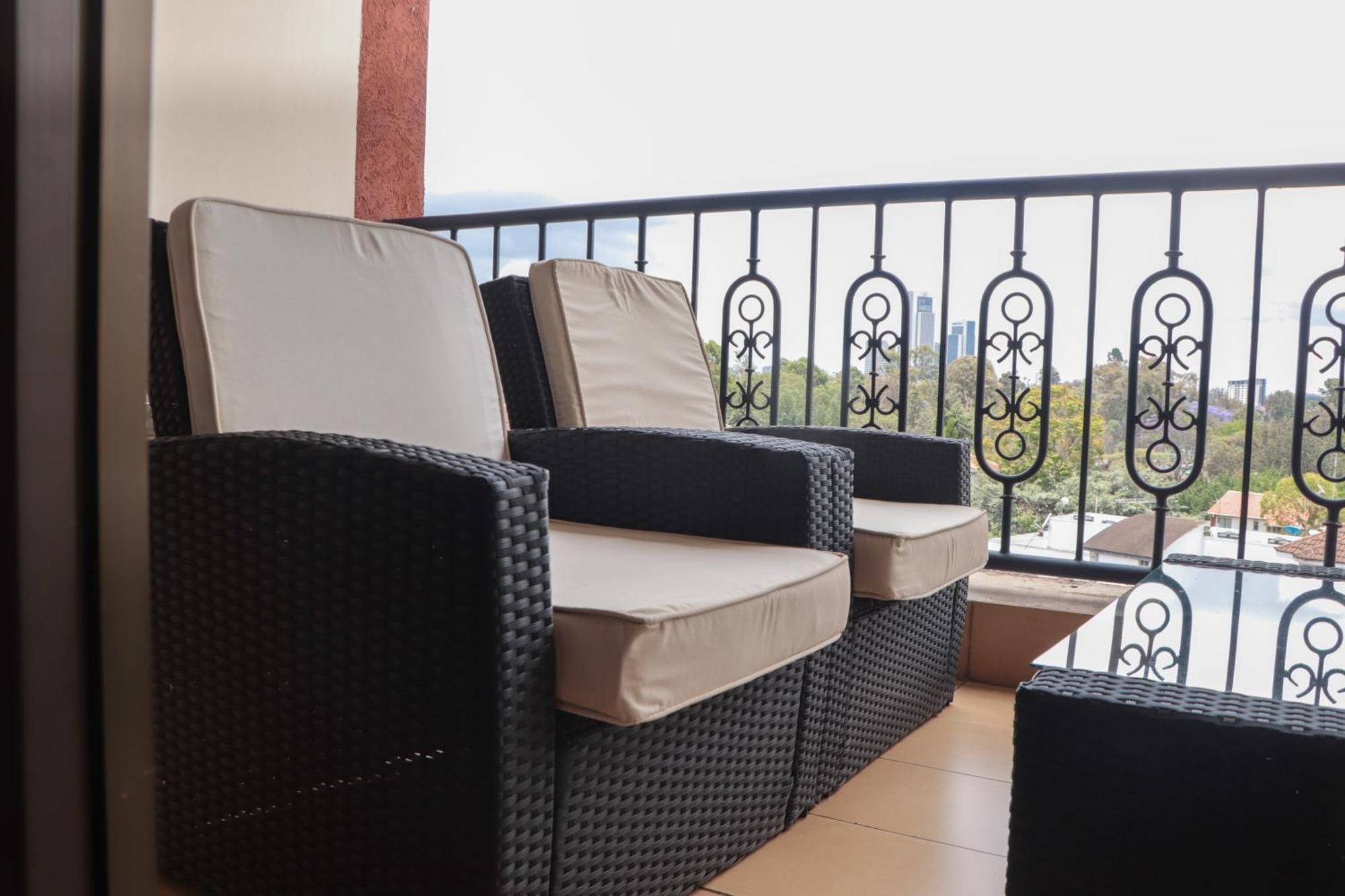 Gemsuites Serviced Apartments State House Nairobi Esterno foto
