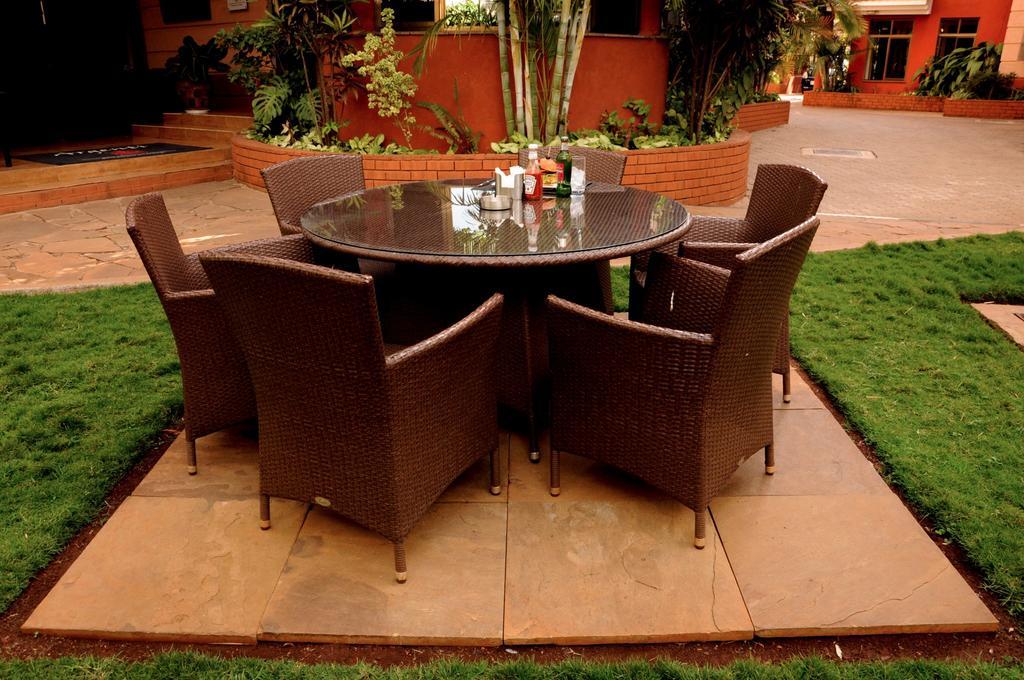 Gemsuites Serviced Apartments State House Nairobi Esterno foto